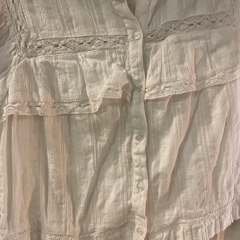 Zara Ruffle Top - Picture 3 of 6